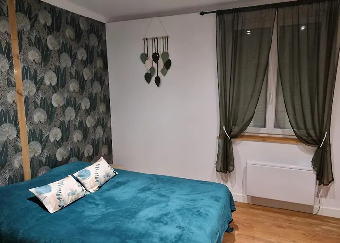 Les Murmures De La Foret * Samoussy